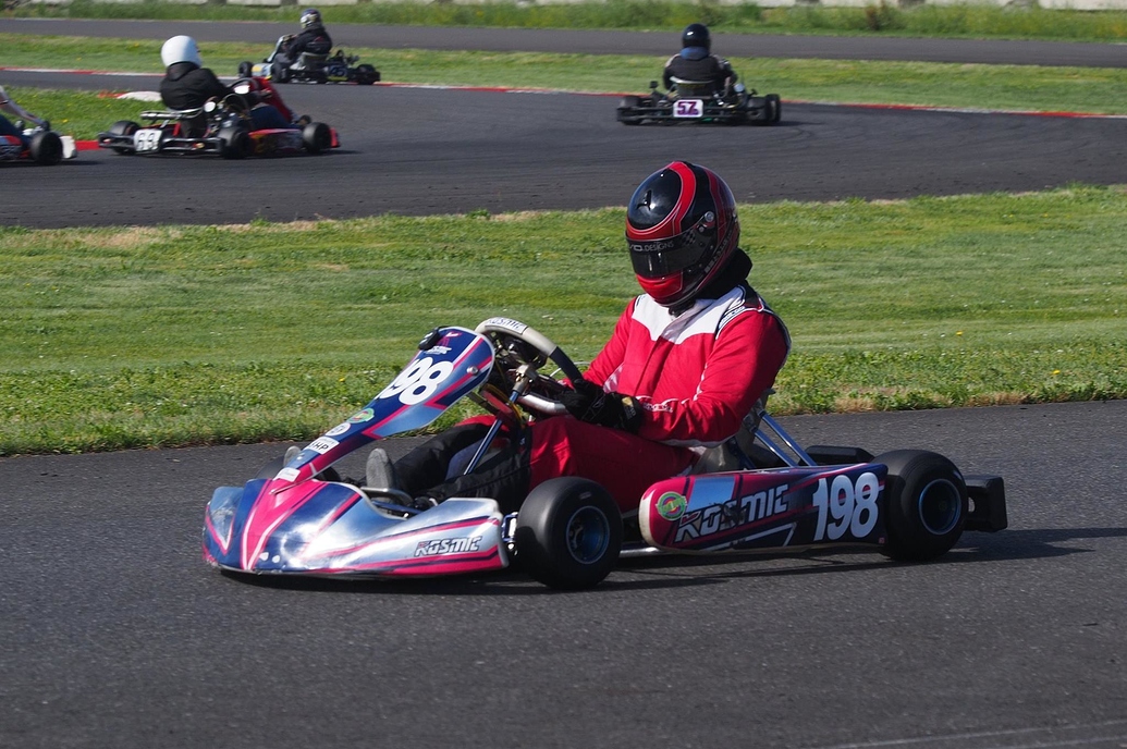 Getting to grips with hand position Driving, Data & Fitness