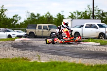 102174036-IMG_1744