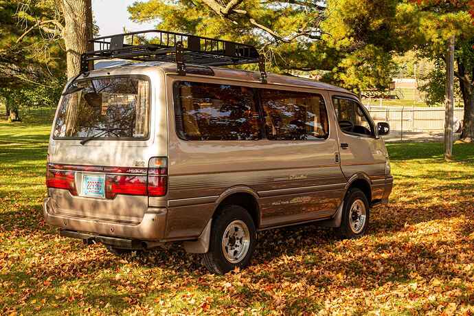 hiace8