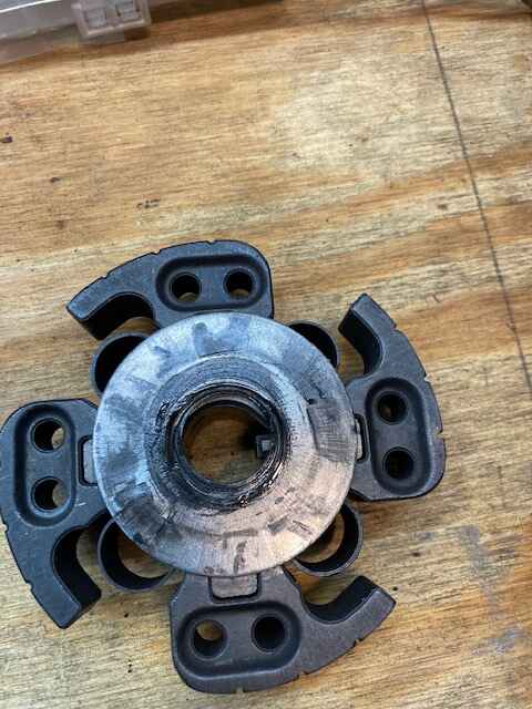 Lateral Play in Hillard Flame Bully Clutch - 4 Stroke Kart Engine Forum ...
